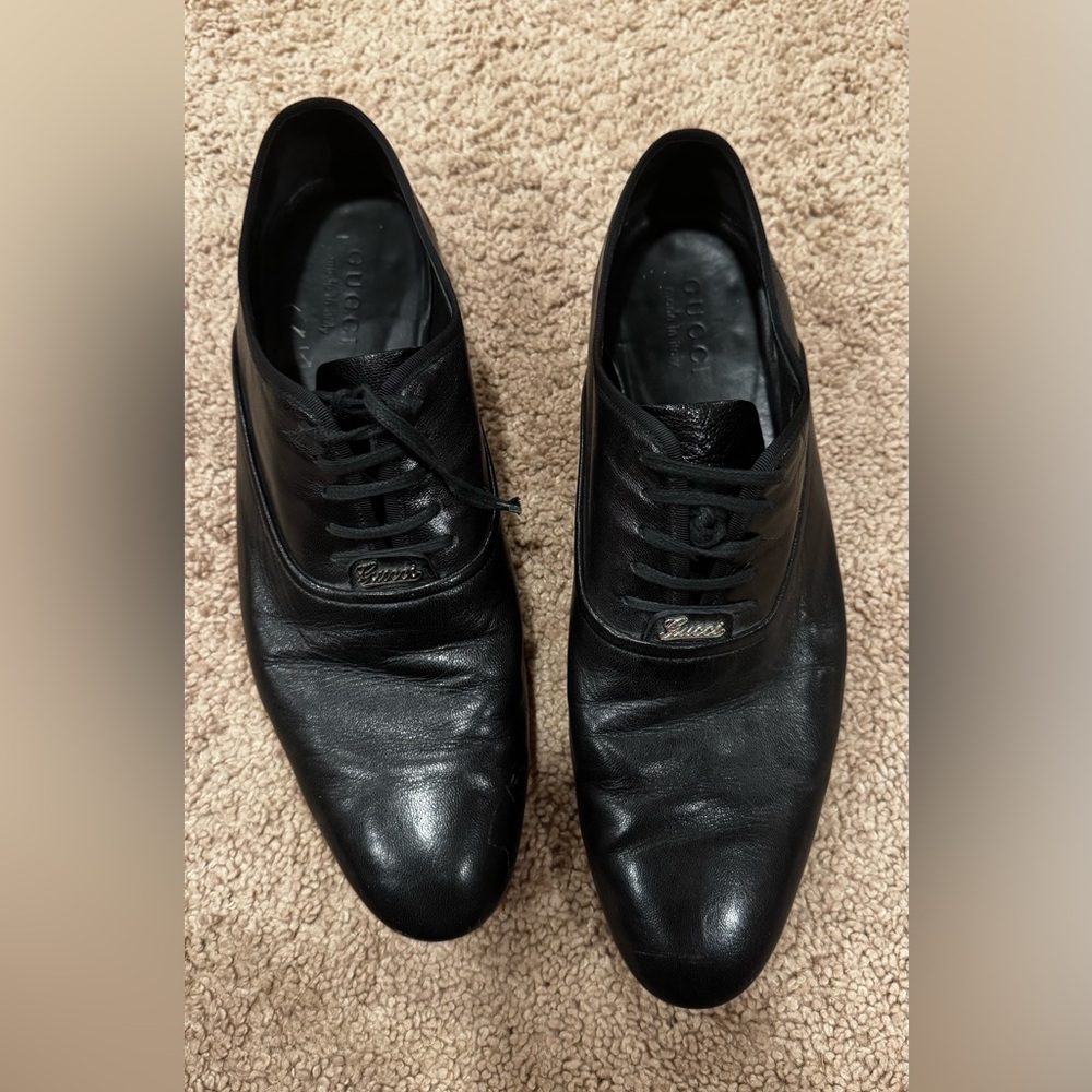 Gucci Men's Classic Black Leather Oxfords